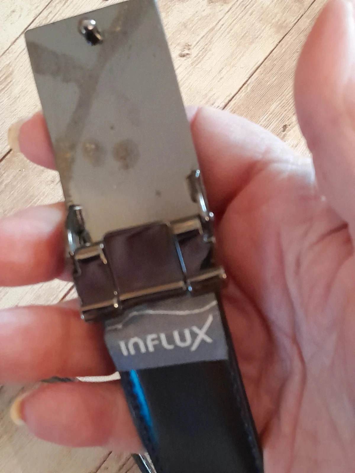 Cinturón negro, Marca Influx – photo 3